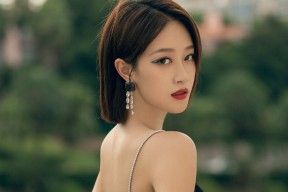 AIYOUXI.COM-Clark 贡献全面，是球队核心，clarke球员